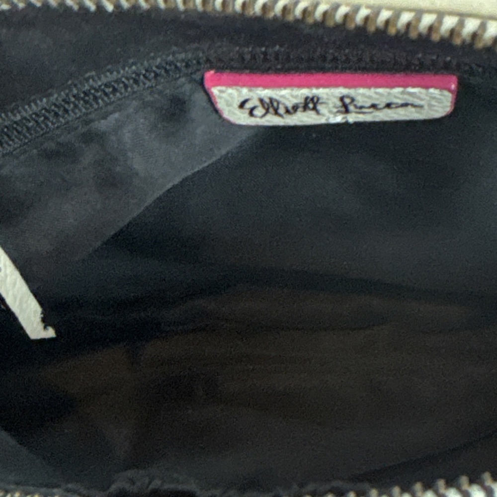 Elliott Lucca Ivory Shoulder Bag with Peacock Feather hand painted. - Picture 7 of 13